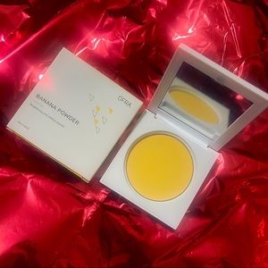 OFRA Cosmetics pressed banana powder